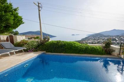 Luxus Villa Skyla mit 5 Schlafzimmern & Meer-Blick - image 27