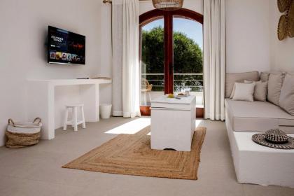 Hotel and Villa Kale Suites heated pool in winter adults only - image 27