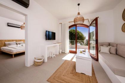 Hotel and Villa Kale Suites heated pool in winter adults only - image 28