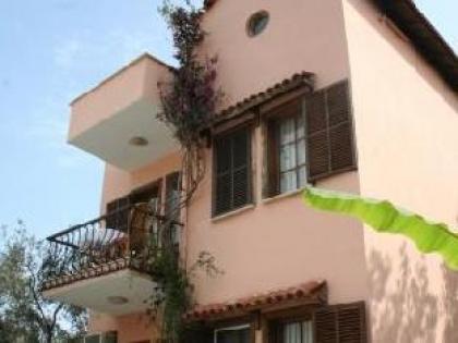 Papermoon Hotel & Apartments 