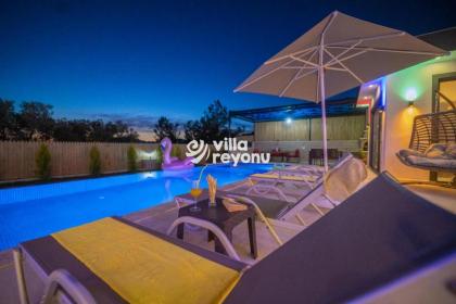 Tutku - 3 bedroom Secluded Private Villa with Jacuzzi in Kalkan