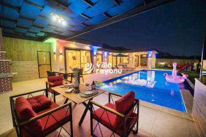 Tutku - 3 bedroom Secluded Private Villa with Jacuzzi in Kalkan - image 15