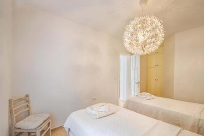 Aisha Apart Sea View - image 23