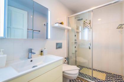 Aisha Apart Sea View - image 26