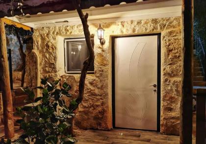 My Stone Inn - image 28