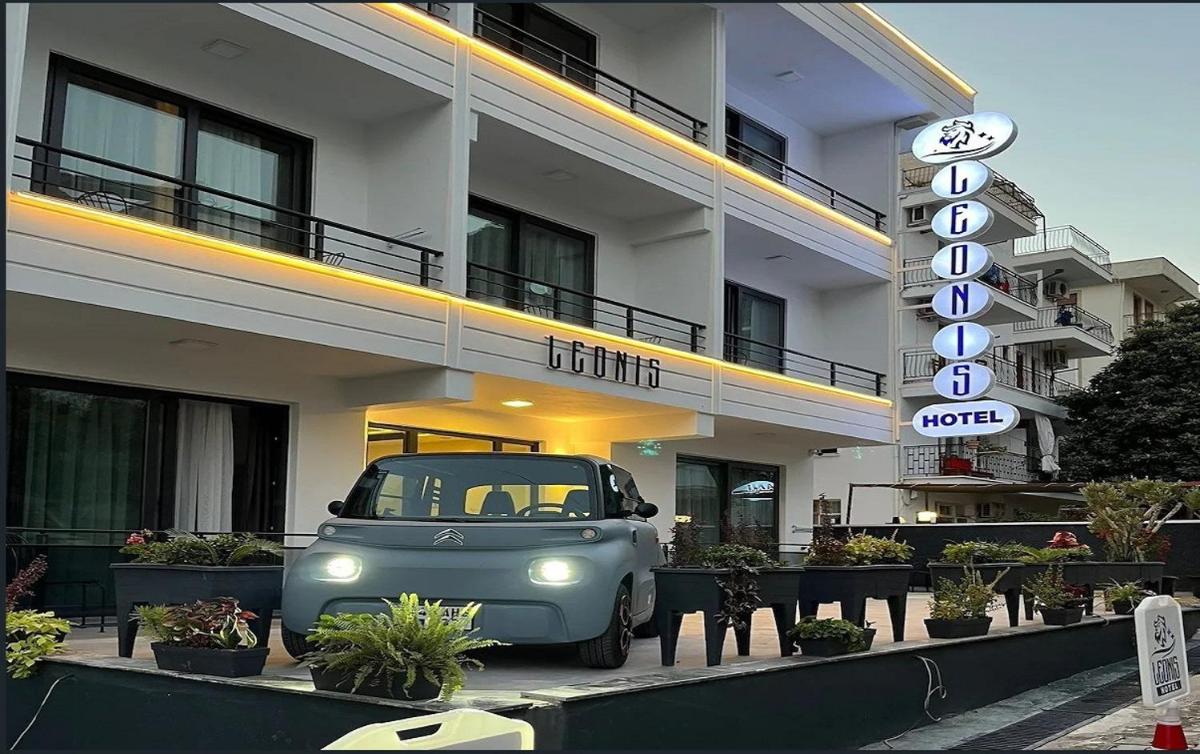 Leonis Hotel - main image