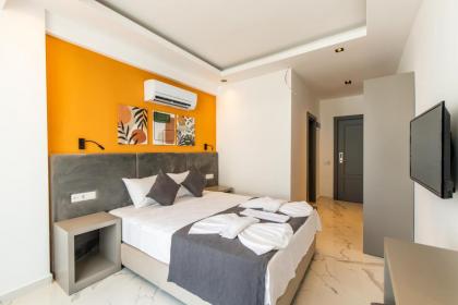 Leonis Hotel - image 29