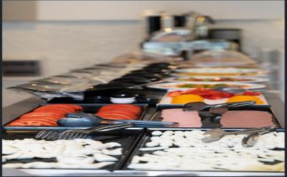 Leonis Hotel - image 8