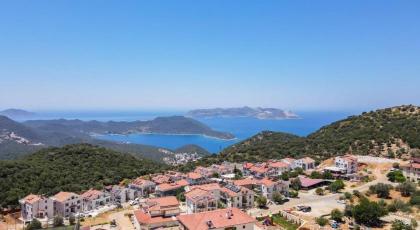 Luxury Flat with Jacuzzi in Kas - image 2