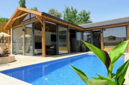 Marvelous Villa with Jacuzzi in Kalkan Kas 