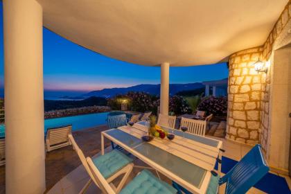 Ozy Villa / Bayındır - image 12