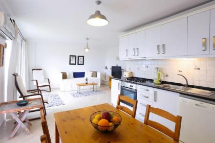 Aslı Apart - image 2