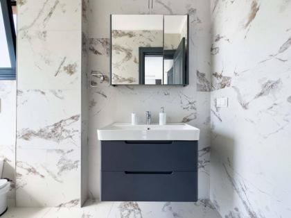 Kalkan'da Deniz Manzaralı Villa - image 23