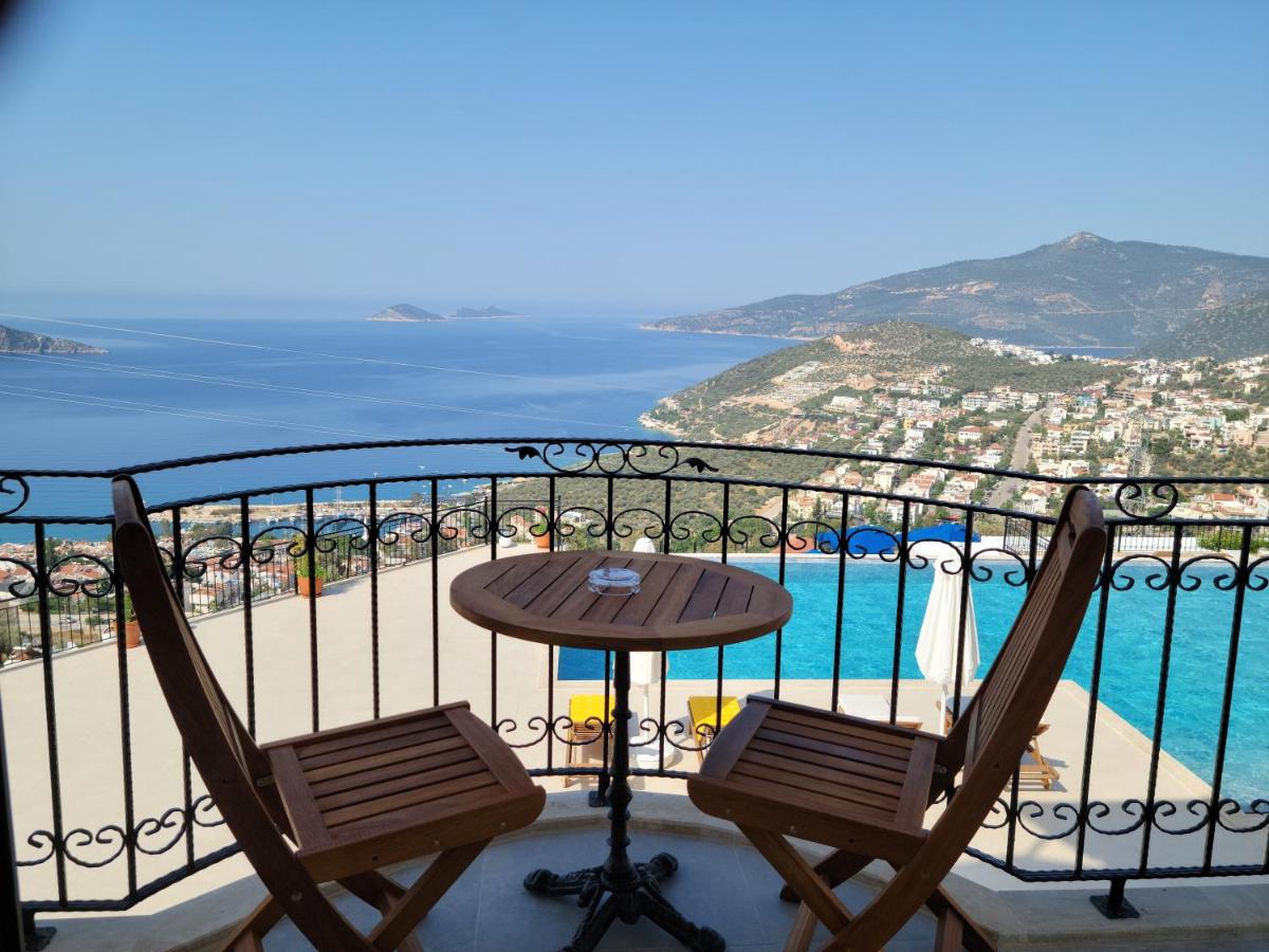 The Mediteran Hotel - image 7