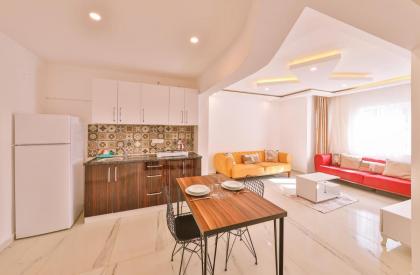 3 House Apart - image 21