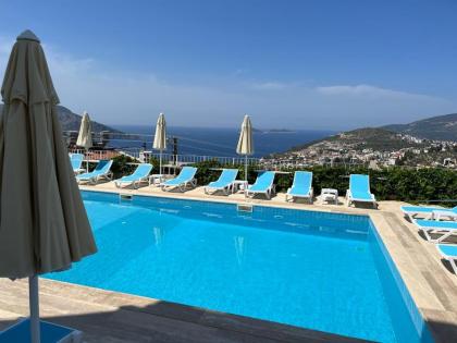Marquis Blue Hotel - image 6