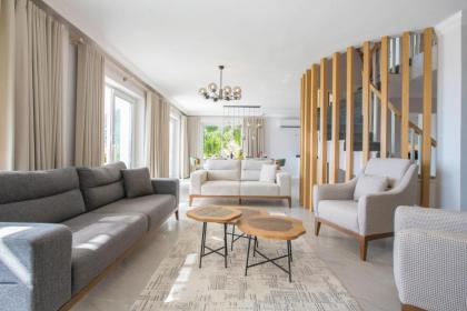 Kalkan Kalamar Koyunda Denize Özel Platformu Olan Eşsiz Villa Elana - image 13