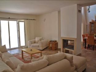 Moonstone House - main image