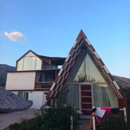 Bu Bunglow Hotel - image 12